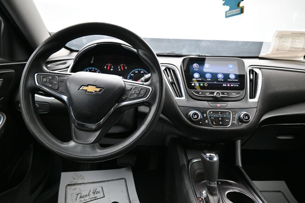 Used 2019 Chevrolet Malibu LT FWD image 14