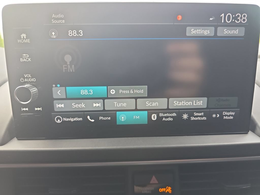 Used 2025 Honda Pilot Black Edition image 32