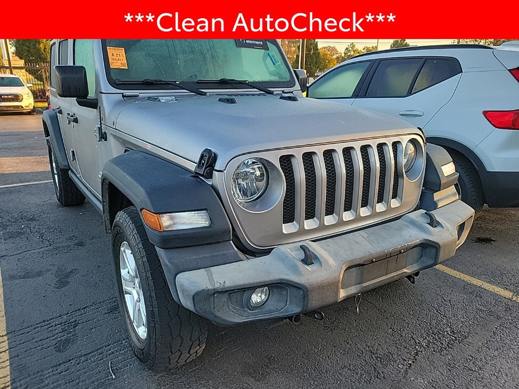 Used 2019 Jeep Wrangler Unlimited Sport S AWD/4WD image 3