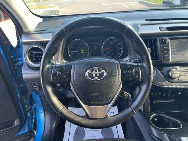 Certified 2018 Toyota RAV4 XLE AWD/4WD image 15