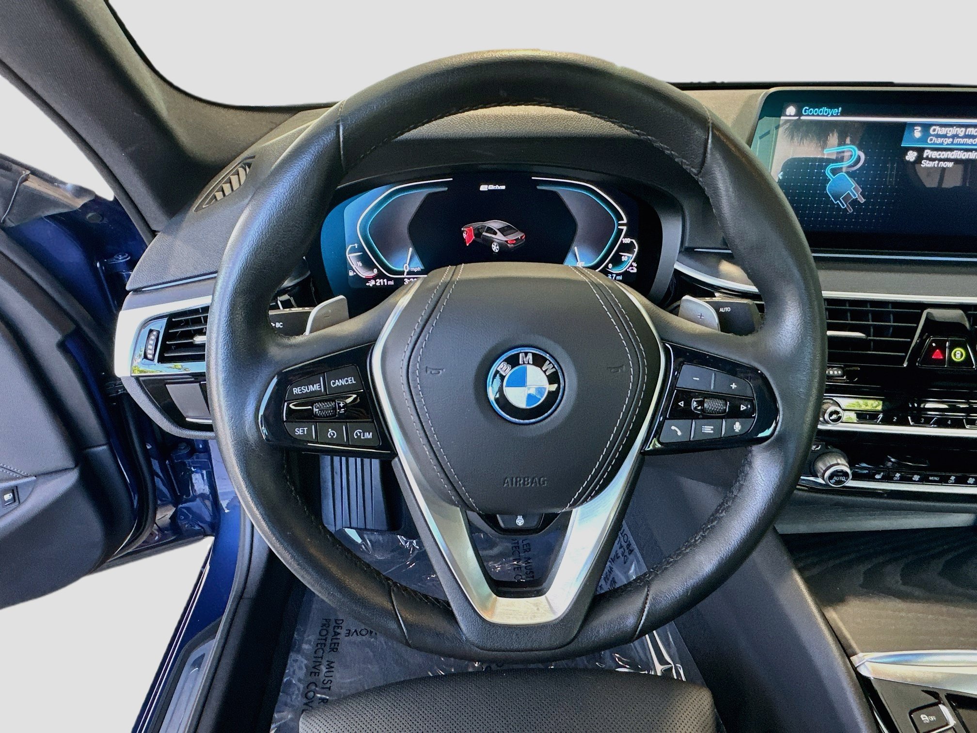 Certified 2023 BMW 530e xDrive w/ Premium Package AWD/4WD image 10