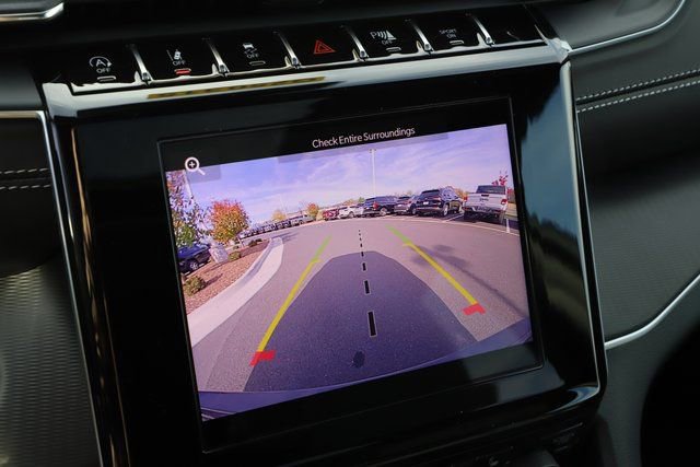 New 2025 Jeep Grand Cherokee Altitude AWD/4WD image 30