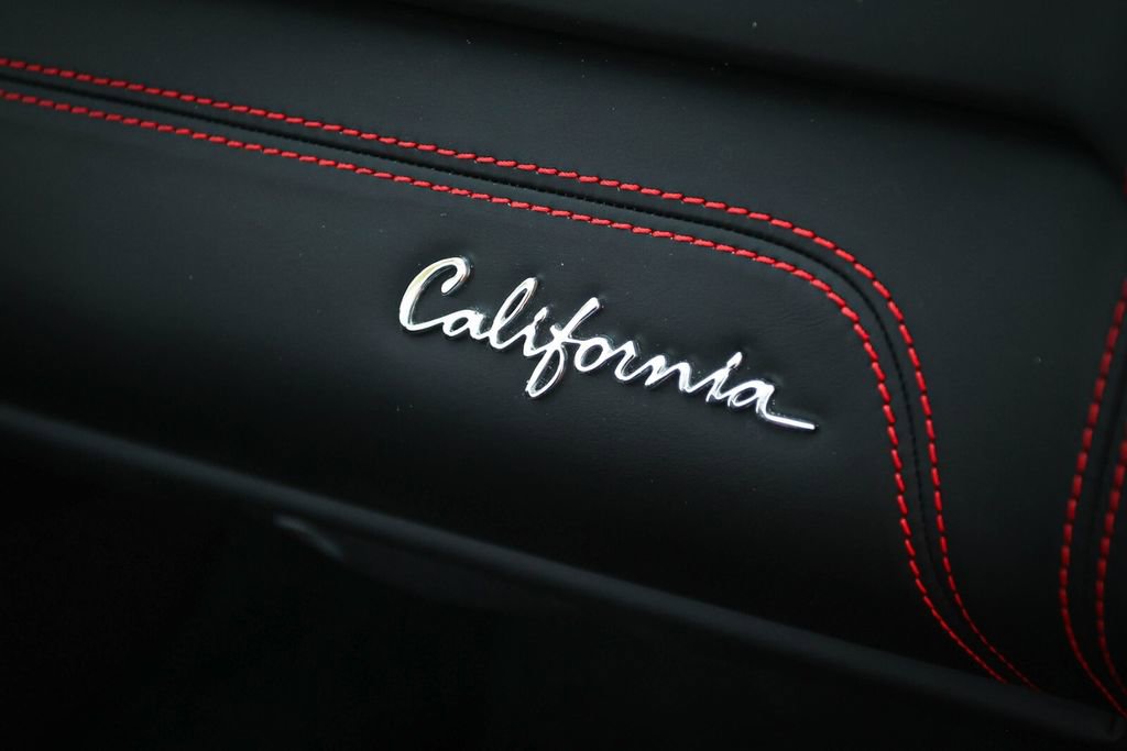 Certified 2013 Ferrari California image 54