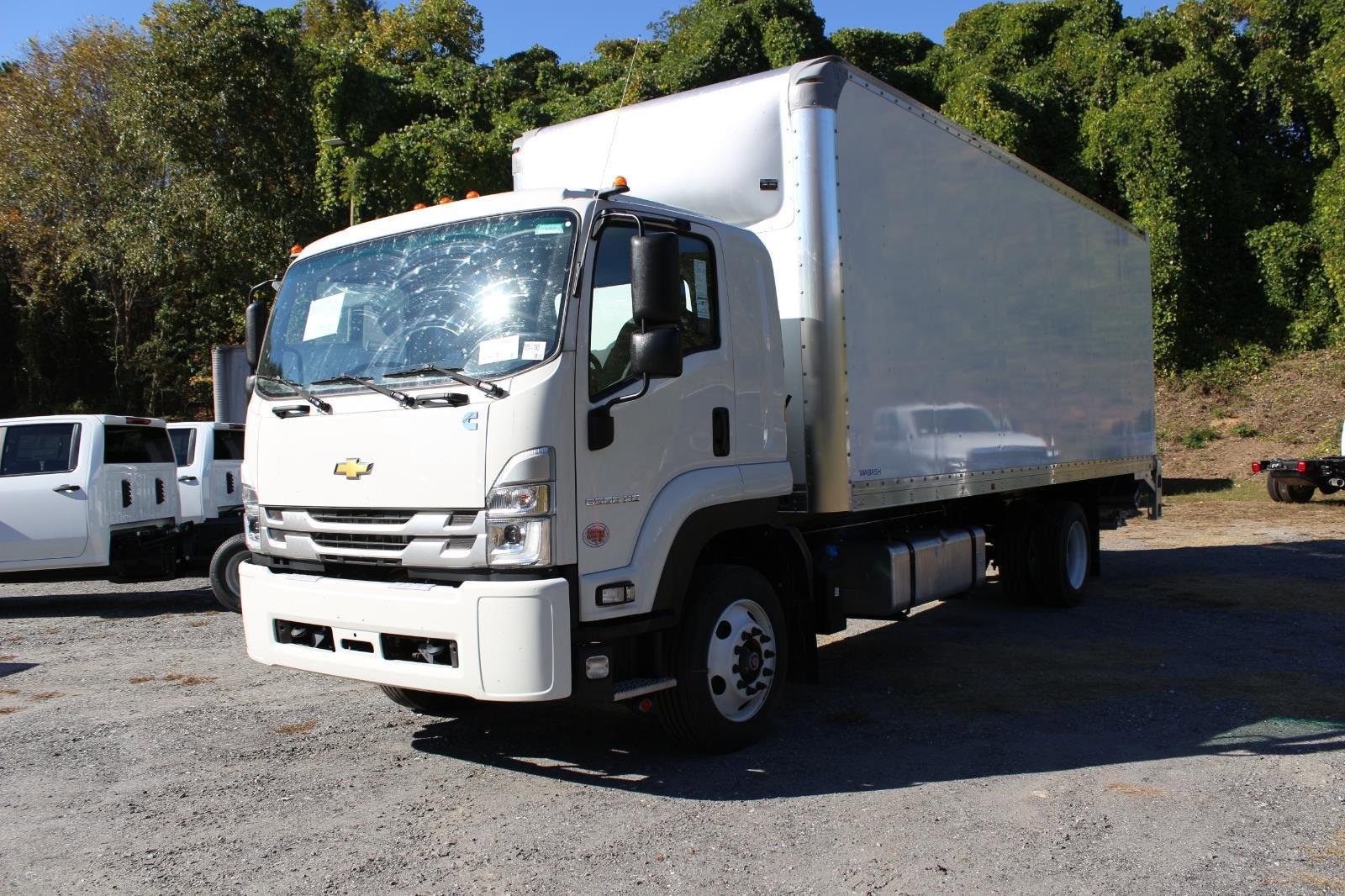 New 2025 Chevrolet Low Cab Forward 6500XD RWD image 2
