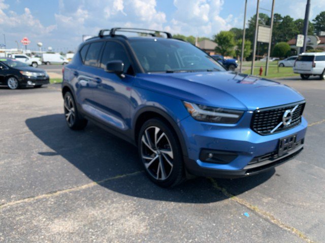 Used 2019 Volvo XC40 T5 R-Design image 5
