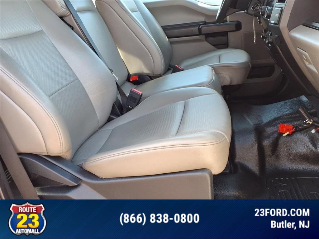 Certified 2022 Ford F250 XL w/ Snow Plow/Camper Package image 11