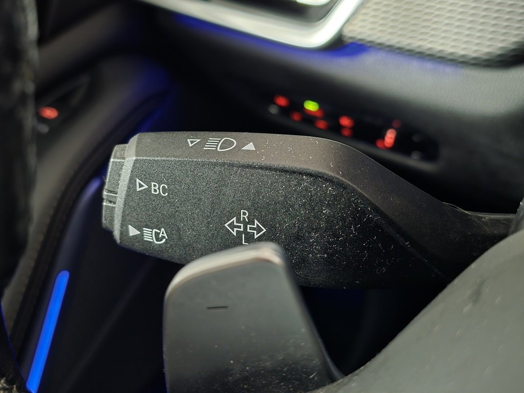 Used 2022 BMW X5 xDrive40i w/ M Sport Package image 27