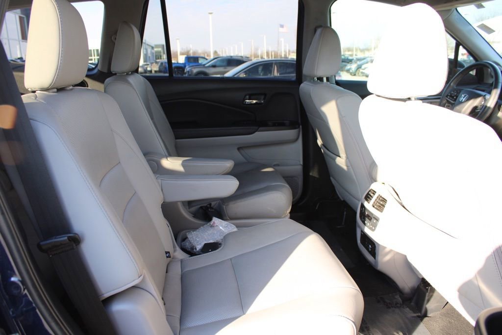 Used 2019 Honda Pilot Elite image 24
