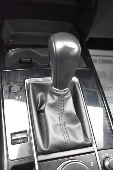 Used 2024 MAZDA CX-30 AWD 2.5 S w/ Preferred Package image 37