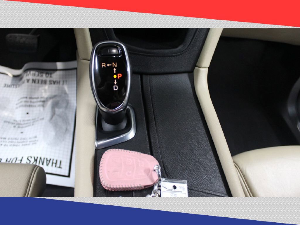 Used 2017 Cadillac XT5 Luxury w/ Driver Awareness Package image 22