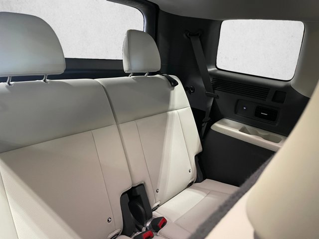 Used 2026 Hyundai Santa Fe SEL FWD image 19