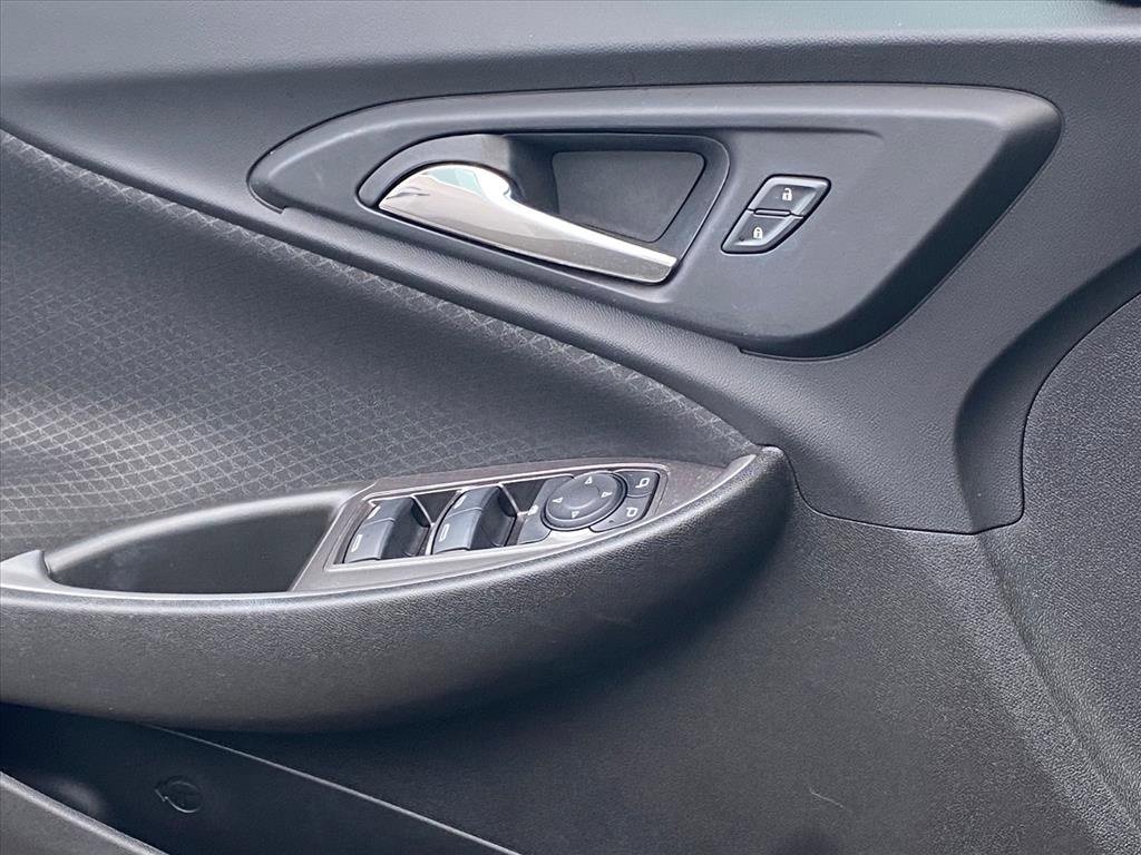 Used 2022 Chevrolet Malibu RS image 18
