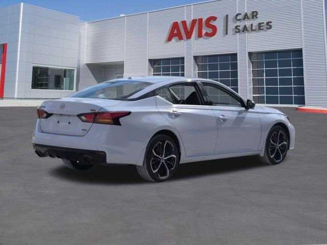 Used 2025 Nissan Altima 2.5 SR w/ SR Premium Package AWD/4WD image 6