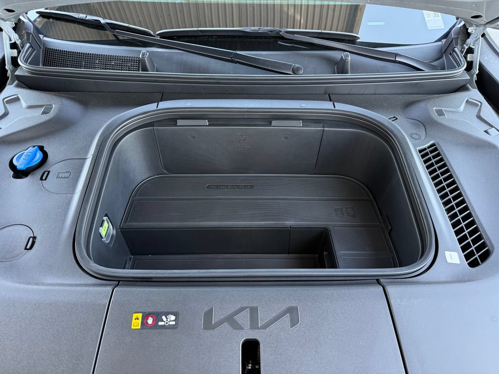 New 2026 Kia EV9 Wind AWD/4WD image 11