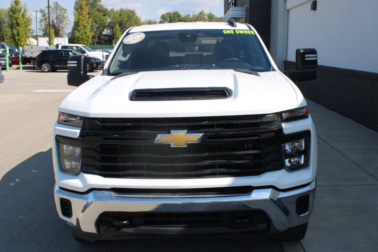 Used 2024 Chevrolet Silverado 2500 W/T w/ WT Convenience Package image 2