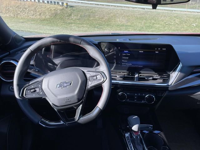 New 2026 Chevrolet Trax RS w/ Sunroof Package image 12