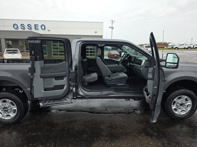 New 2026 Ford F250 XLT image 11