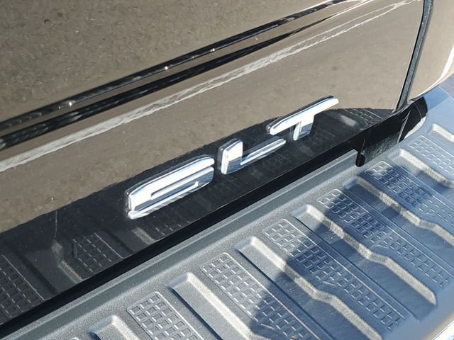 Used 2021 GMC Sierra 2500 SLT w/ SLT Premium Package image 40