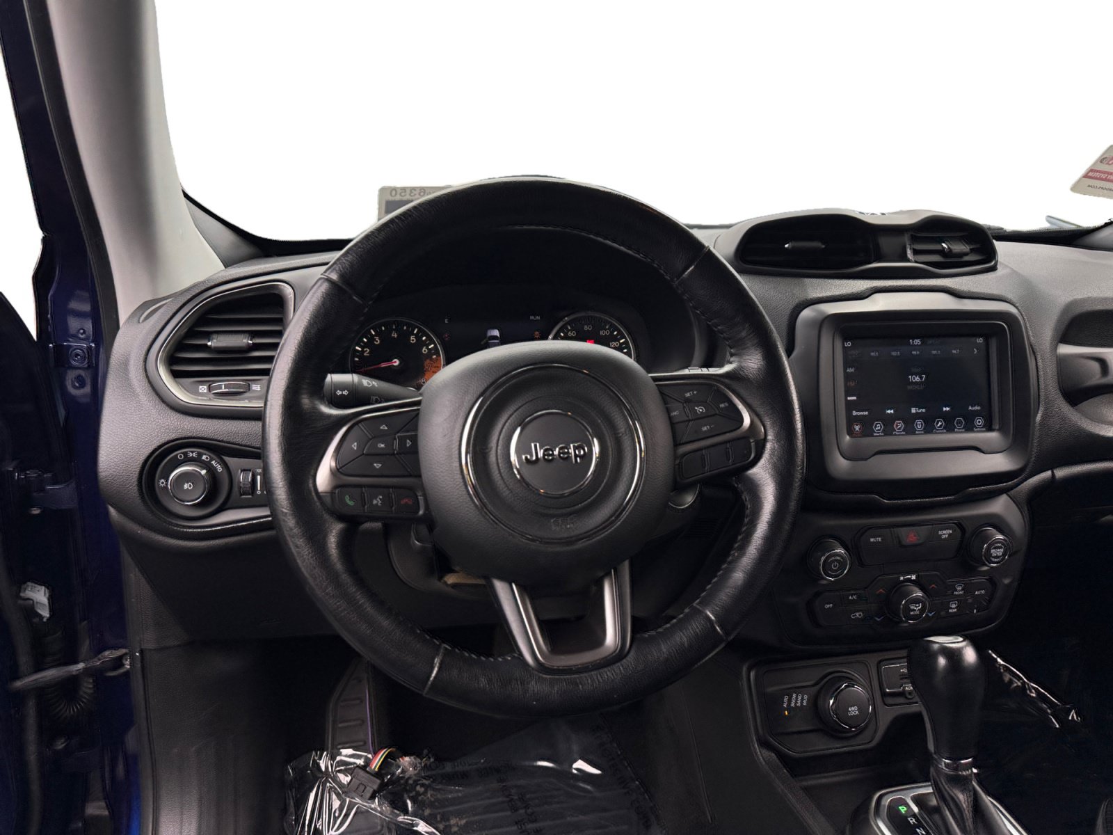Used 2018 Jeep Renegade Limited AWD/4WD image 12