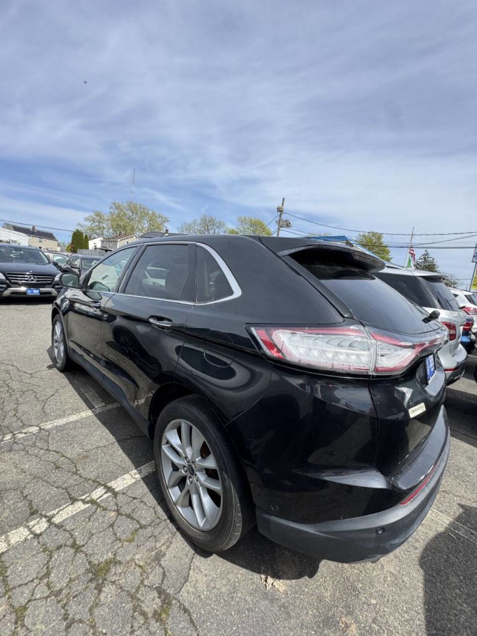 Used 2015 Ford Edge Titanium w/ Equipment Group 302A AWD/4WD image 4
