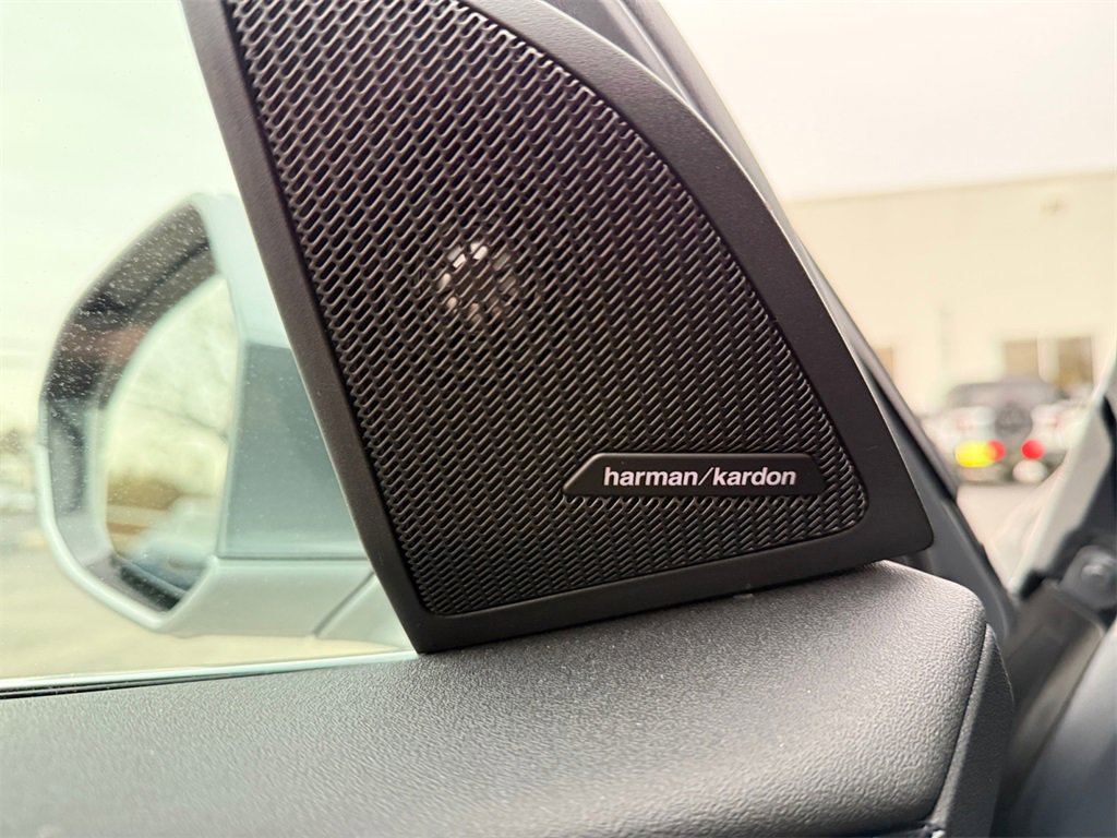 Used 2025 BMW X3 xDrive30i w/ Premium Package image 29