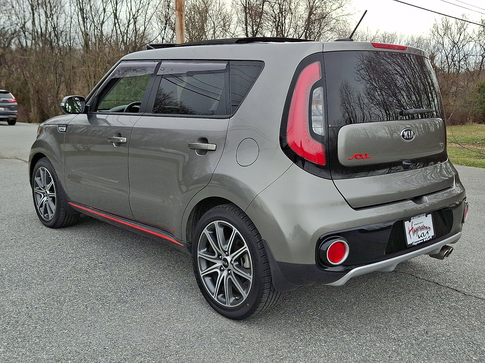 Used 2018 Kia Soul ! w/ Tech Package image 4