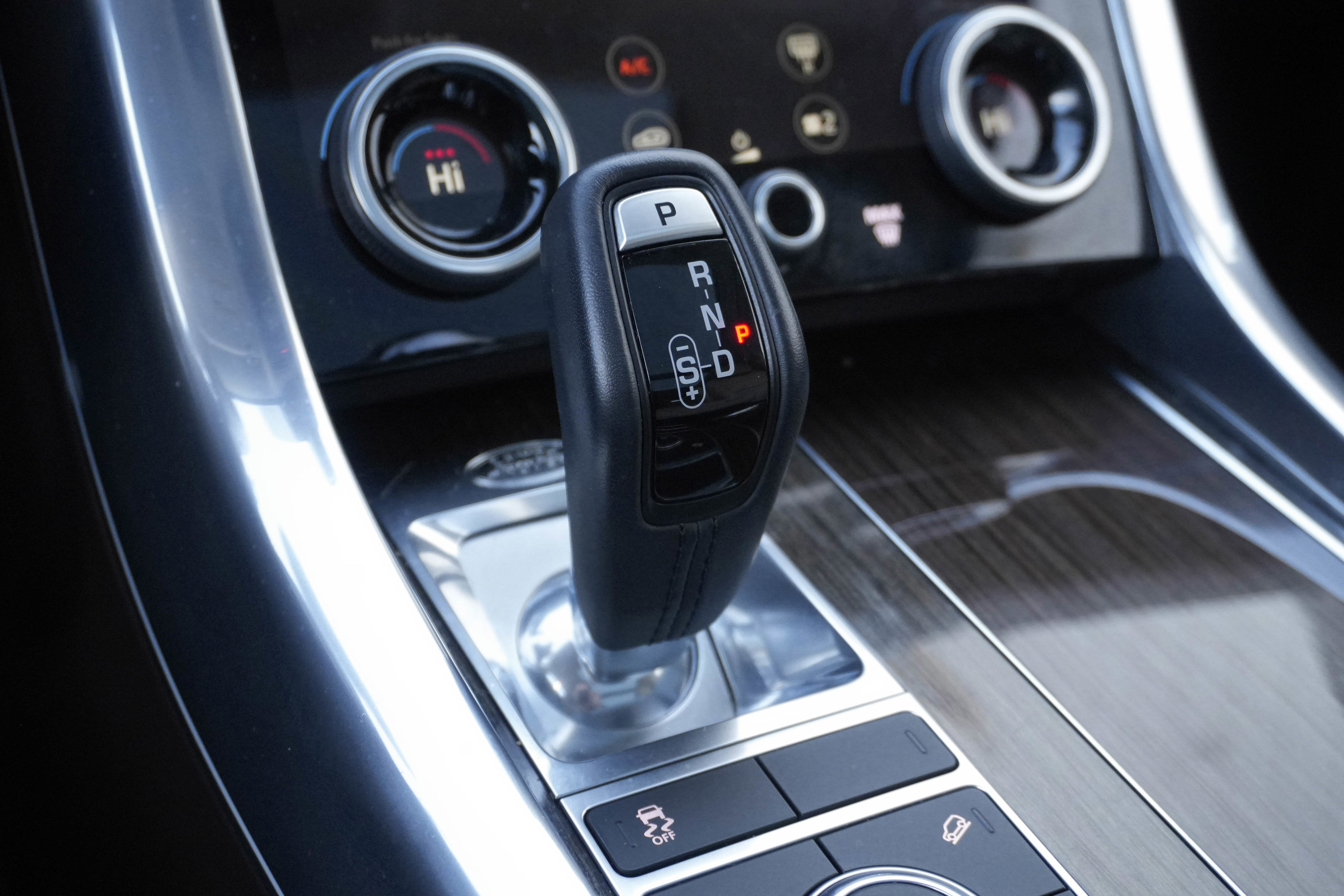 Used 2022 Land Rover Range Rover Sport HSE Silver Edition image 24