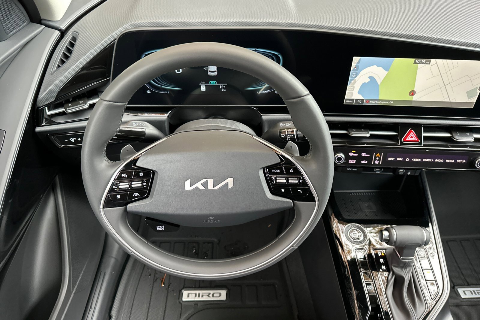 New 2025 Kia Niro EX image 10