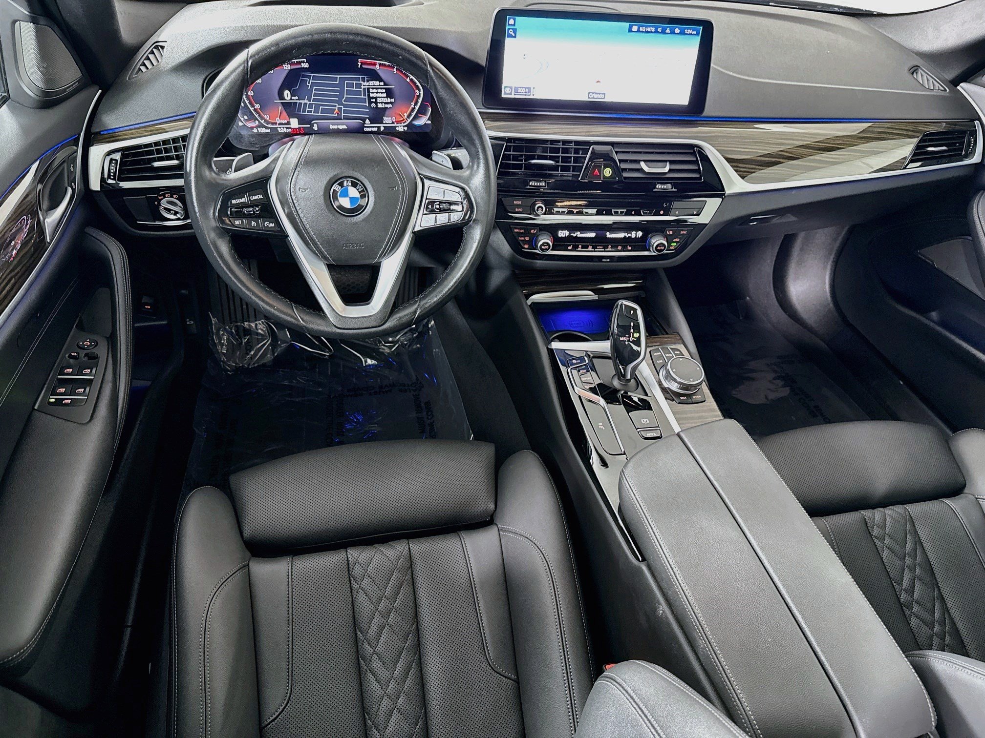 Used 2023 BMW 530i w/ Premium Package RWD image 17