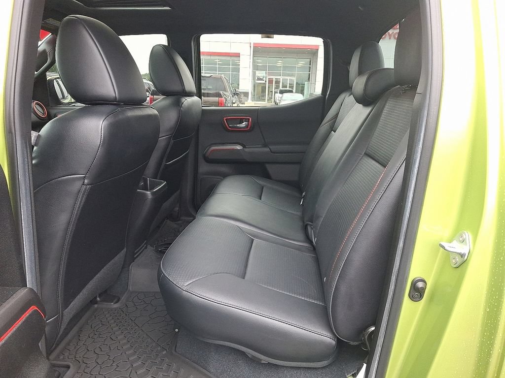 Certified 2022 Toyota Tacoma TRD Pro AWD/4WD image 10