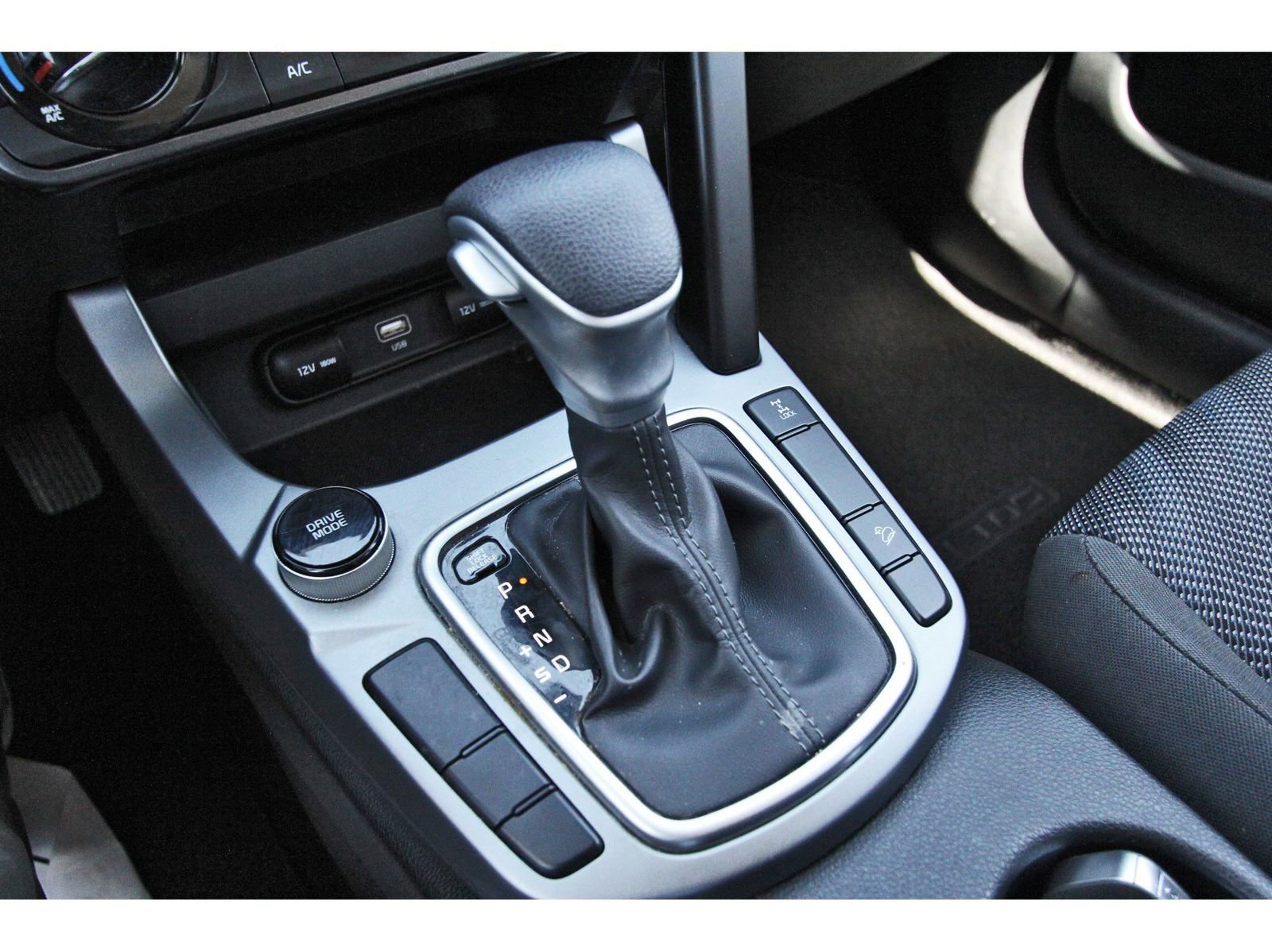 Used 2024 Kia Seltos LX image 28