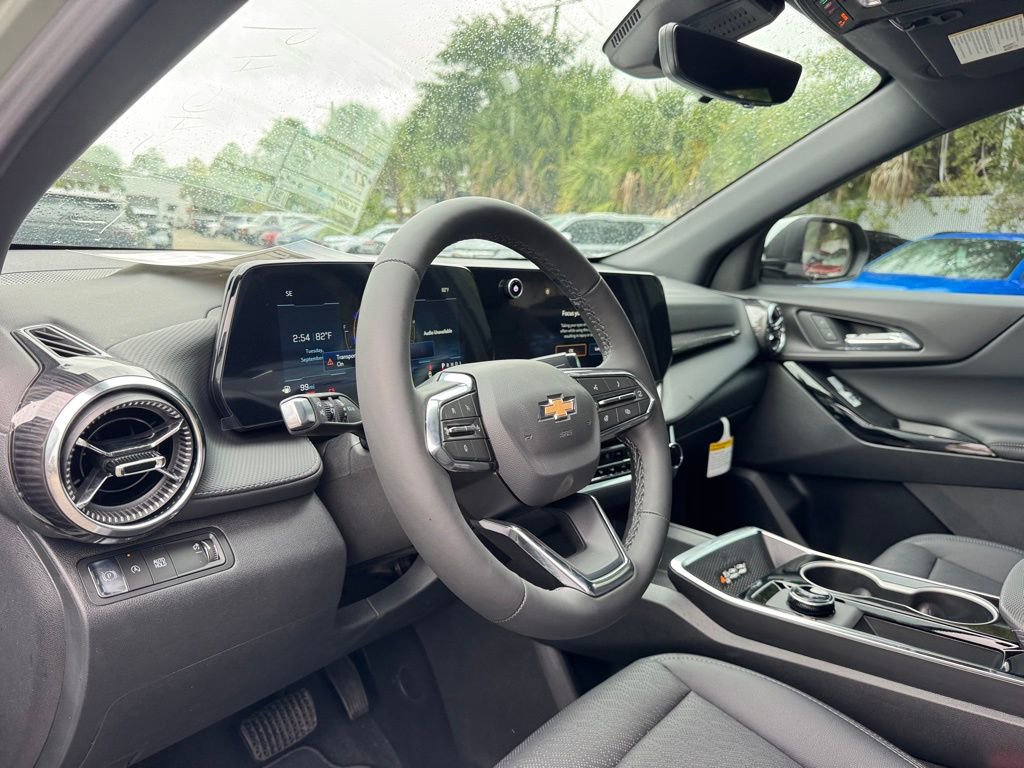 New 2026 Chevrolet Equinox LT w/ Convenience Package II image 25