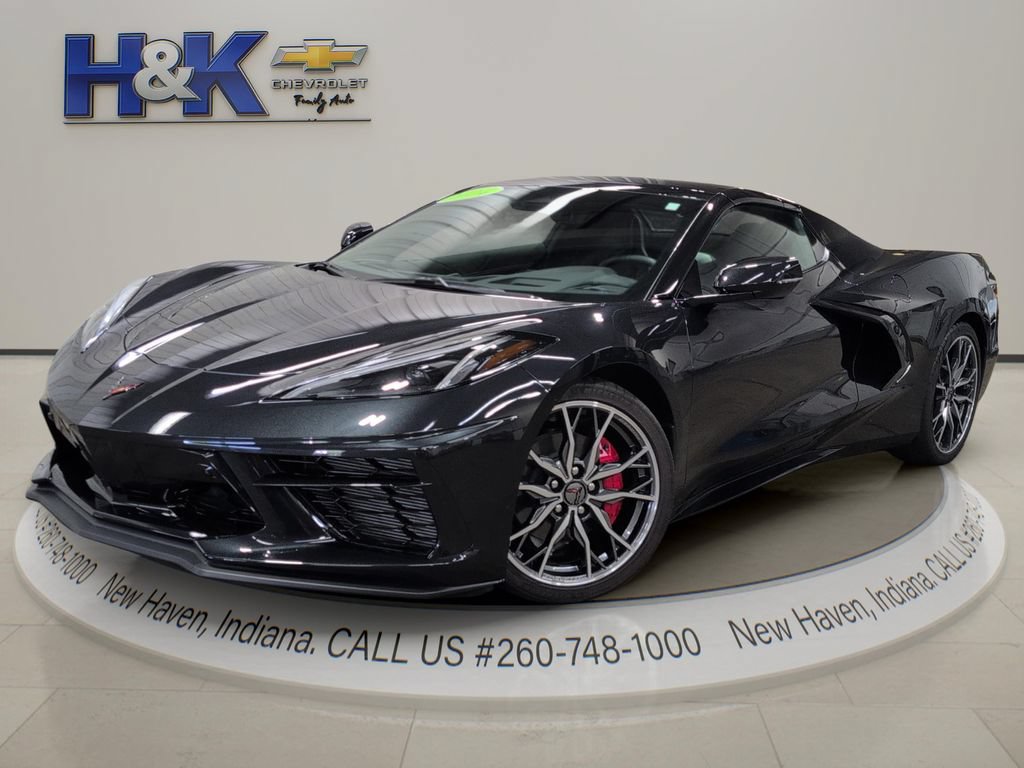 Used 2024 Chevrolet Corvette Stingray Preferred Conv w/ 2LT RWD image 4