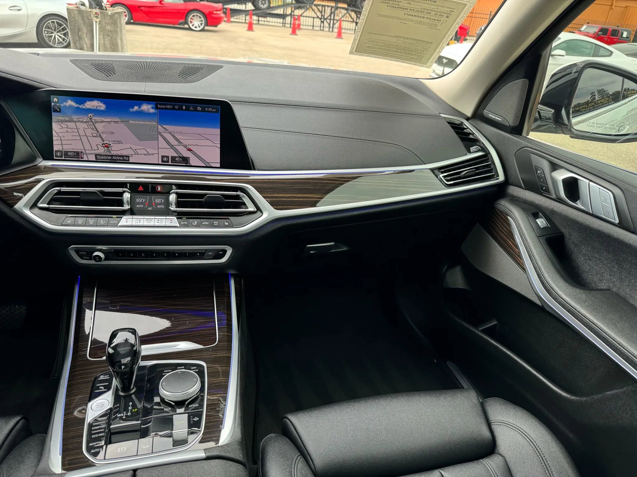 Used 2021 BMW X7 xDrive40i w/ Premium Package image 32