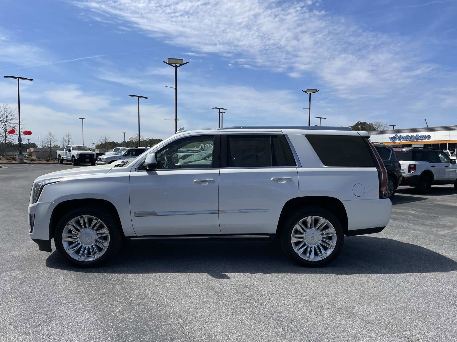 Used 2018 Cadillac Escalade Platinum RWD image 8