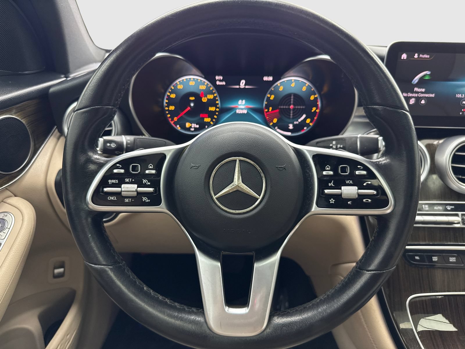 Used 2020 Mercedes-Benz GLC 300 4MATIC Coupe w/ Parking Assistance Package image 19