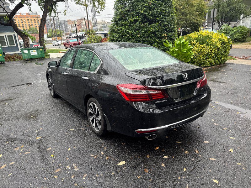Used 2017 Honda Accord EX-L image 46