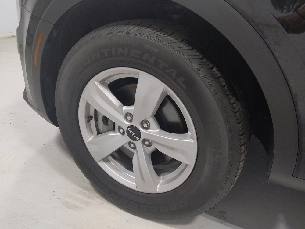 Used 2024 Kia Sorento LX FWD image 31