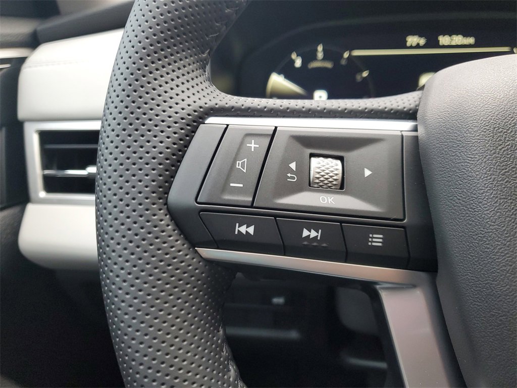New 2025 Mitsubishi Outlander SE image 20