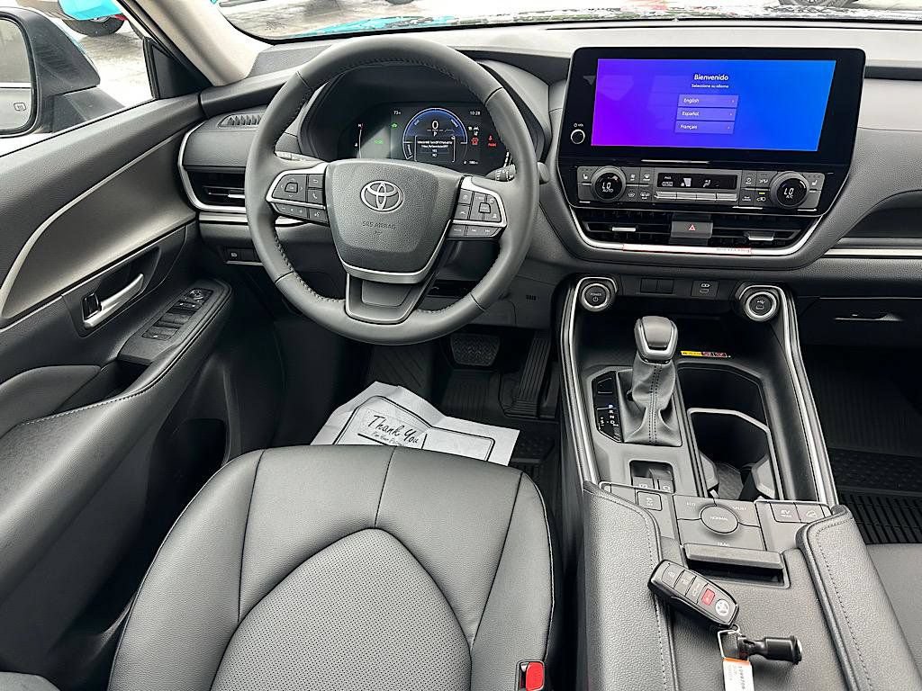New 2026 Toyota Grand Highlander AWD Hybrid image 12