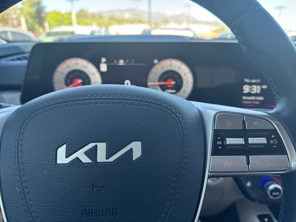 Used 2025 Kia Telluride SX Prestige AWD/4WD image 36