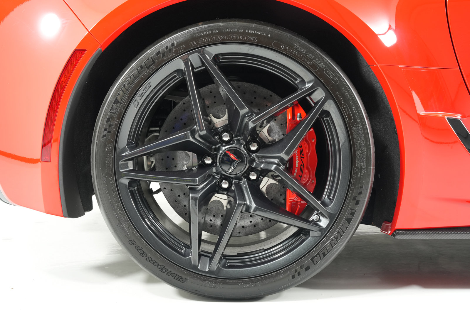 Used 2019 Chevrolet Corvette ZR1 RWD image 13