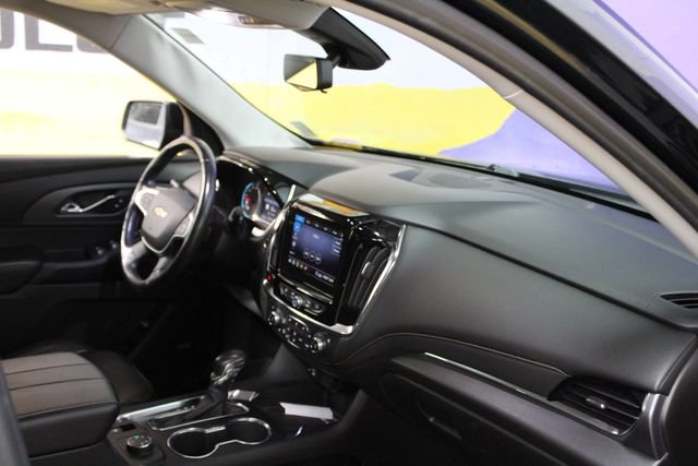Used 2021 Chevrolet Traverse Premier w/ Redline Edition AWD/4WD image 12