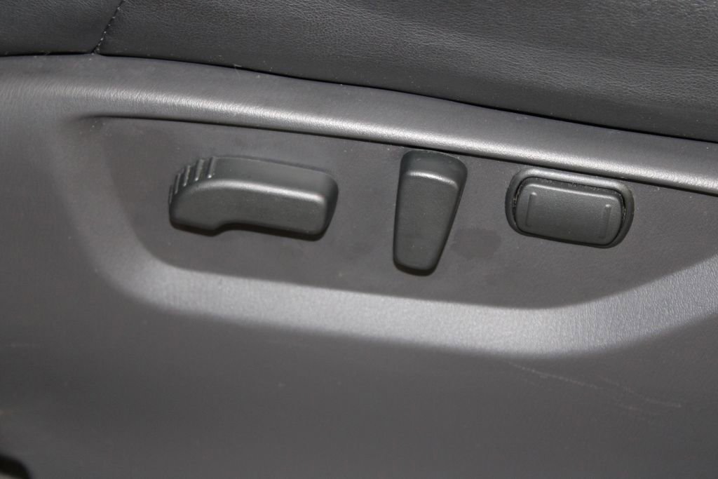 Used 2024 Nissan Armada SV image 19