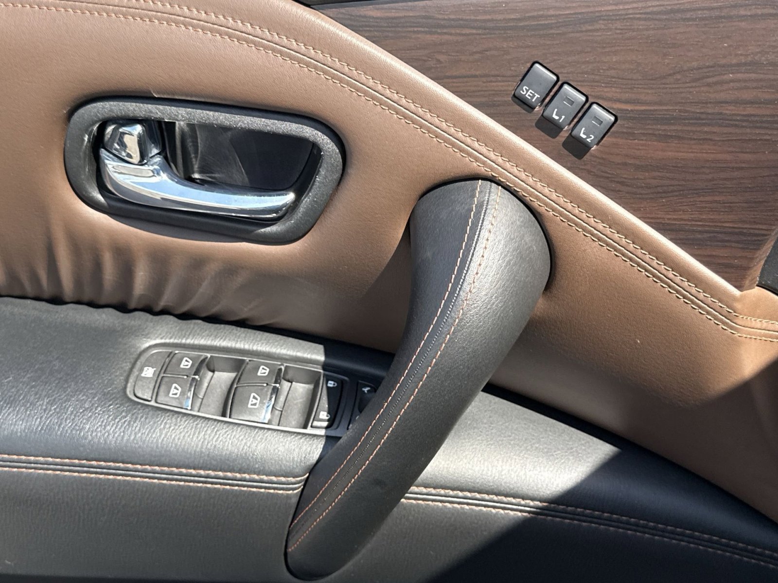 Used 2019 Nissan Armada Platinum w/ Captain's Chairs Package image 15