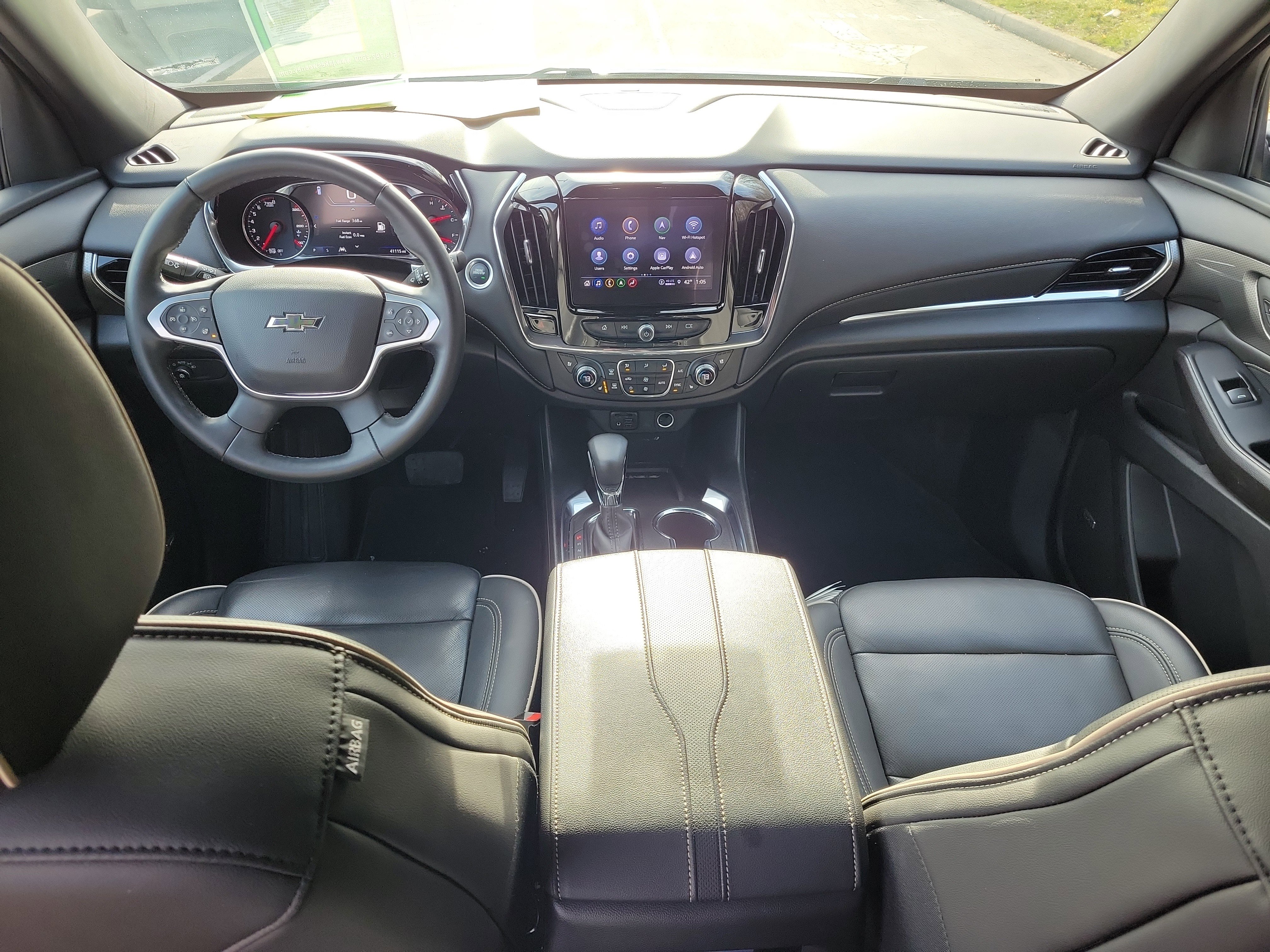 Used 2023 Chevrolet Traverse Premier w/ Redline Edition image 10