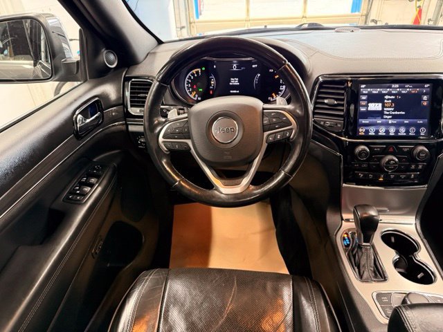 Used 2019 Jeep Grand Cherokee Overland AWD/4WD image 18