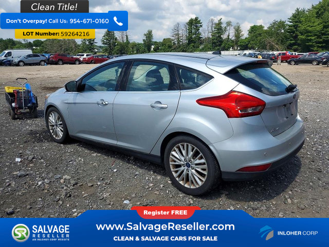Used 2016 Ford Focus Titanium w/ Titanium Technology Package FWD image 3