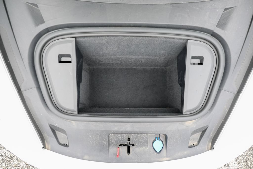 Certified 2026 Porsche Taycan AWD/4WD image 68