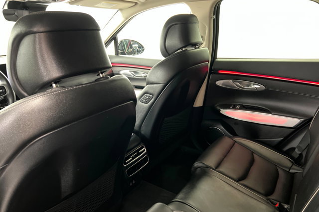 Used 2026 Genesis GV70 2.5T Advanced image 19